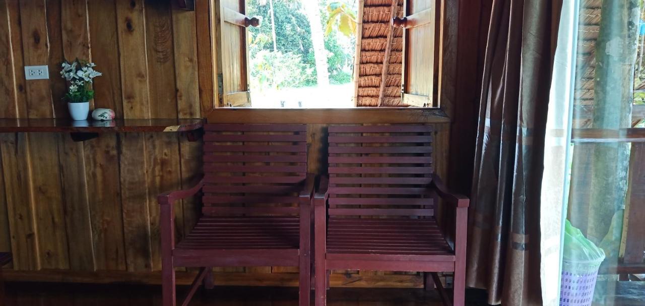 Kohjum Freedom Resort Koh Jum Ngoại thất bức ảnh