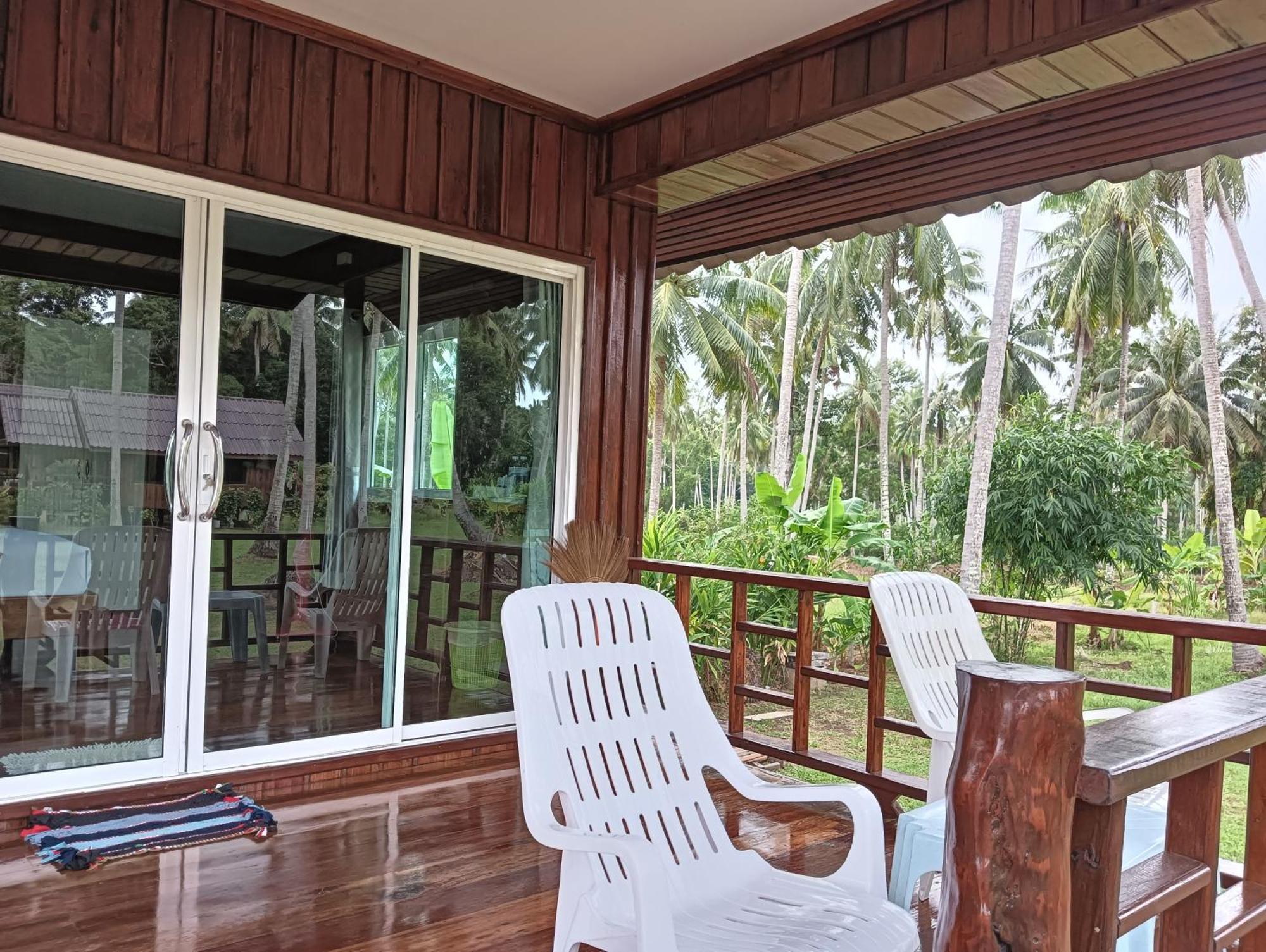 Kohjum Freedom Resort Koh Jum Ngoại thất bức ảnh
