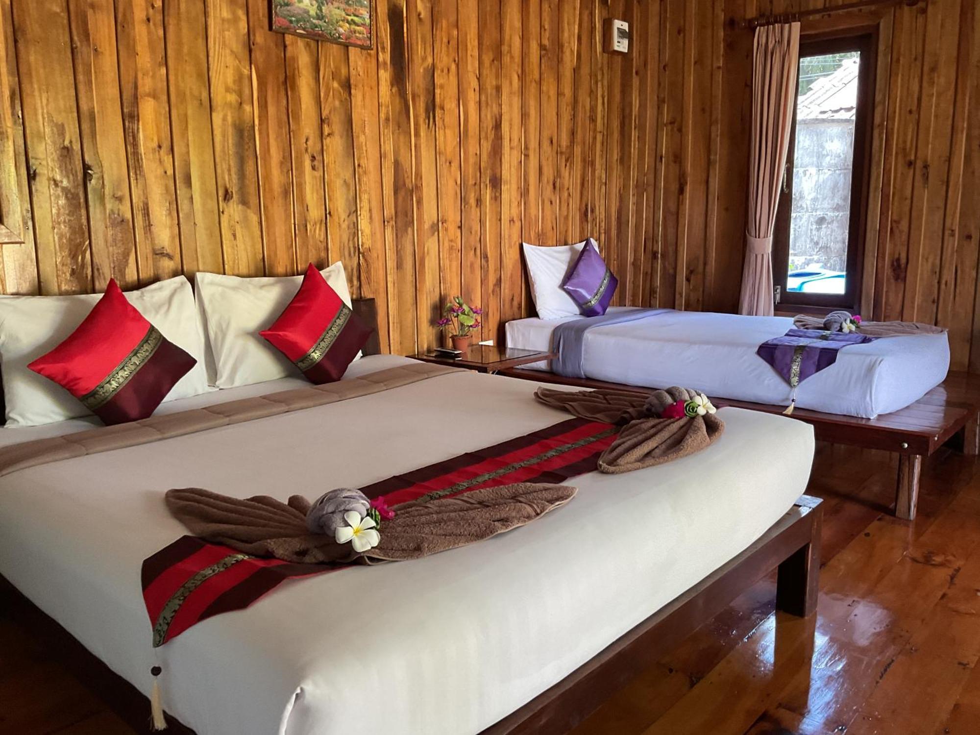 Kohjum Freedom Resort Koh Jum Ngoại thất bức ảnh