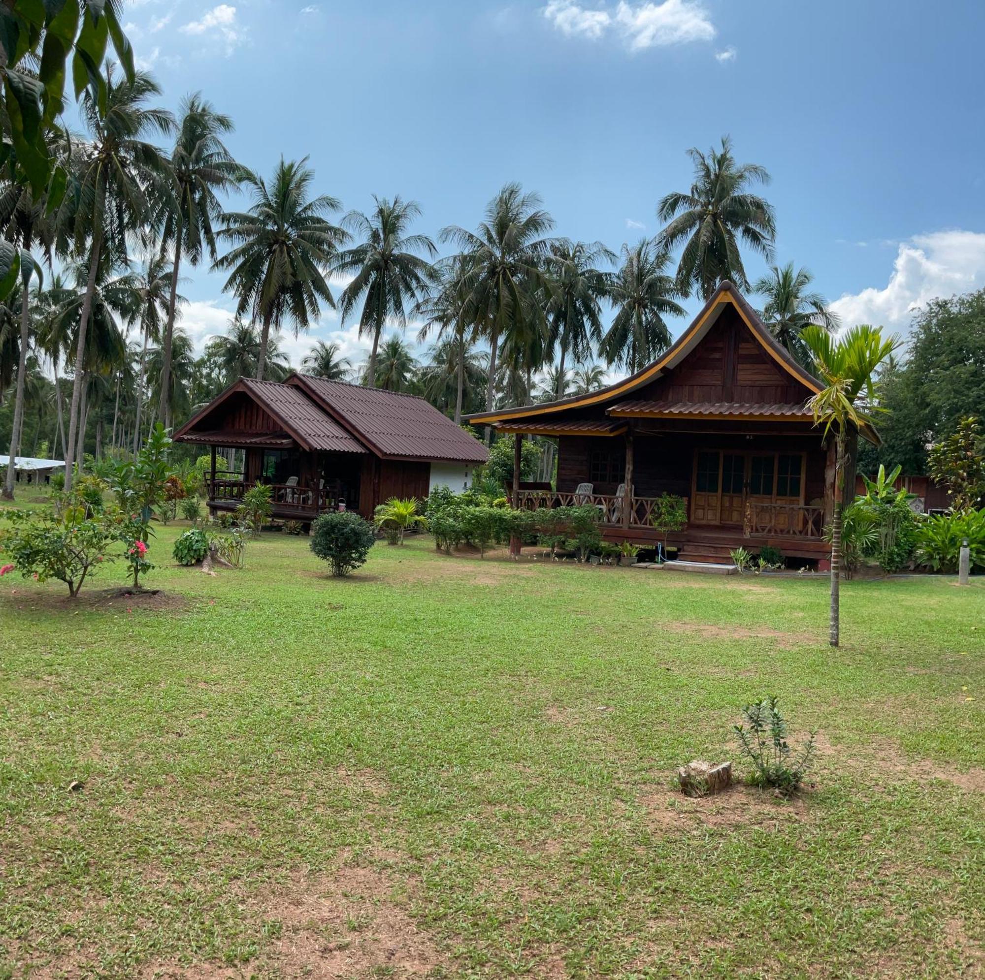 Kohjum Freedom Resort Koh Jum Ngoại thất bức ảnh