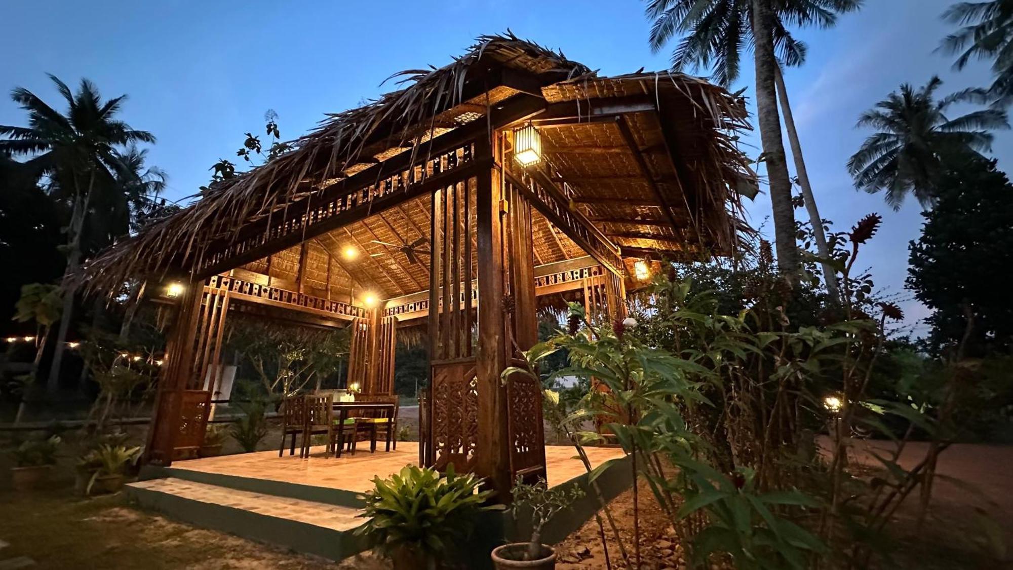 Kohjum Freedom Resort Koh Jum Ngoại thất bức ảnh