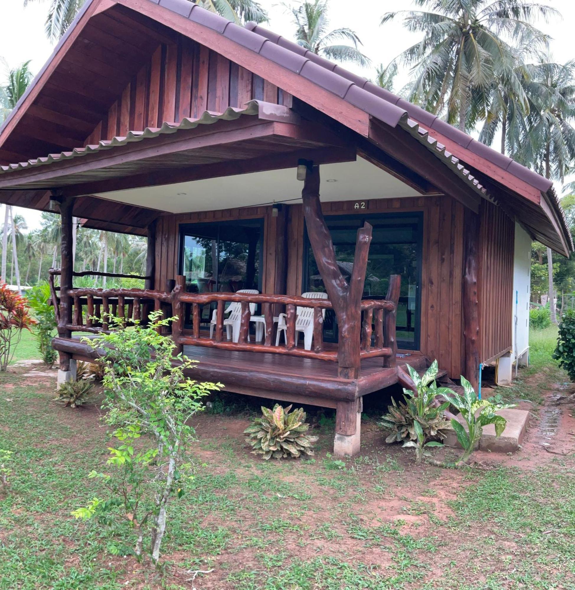 Kohjum Freedom Resort Koh Jum Ngoại thất bức ảnh